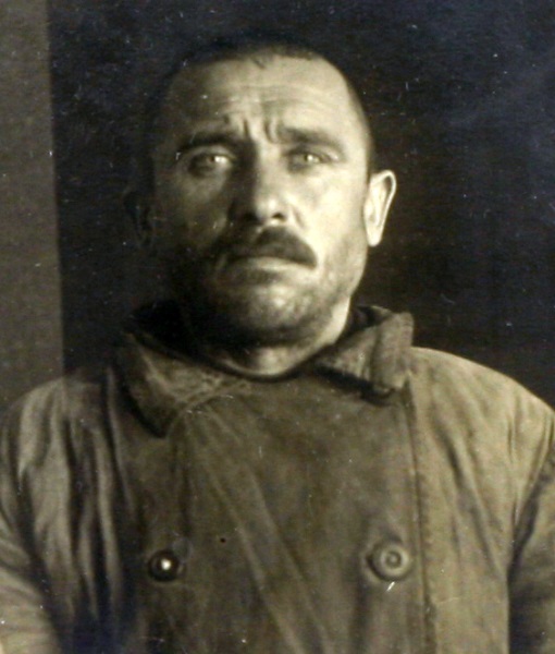 Слёзкин Иван Дмитриевич (тюремное фото, 1937г)